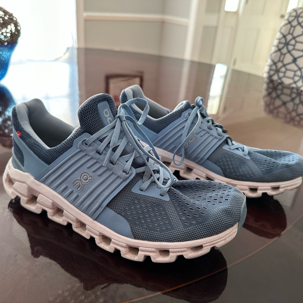 Women’s OnCloud Cloudswift Lake/Sky 9.5